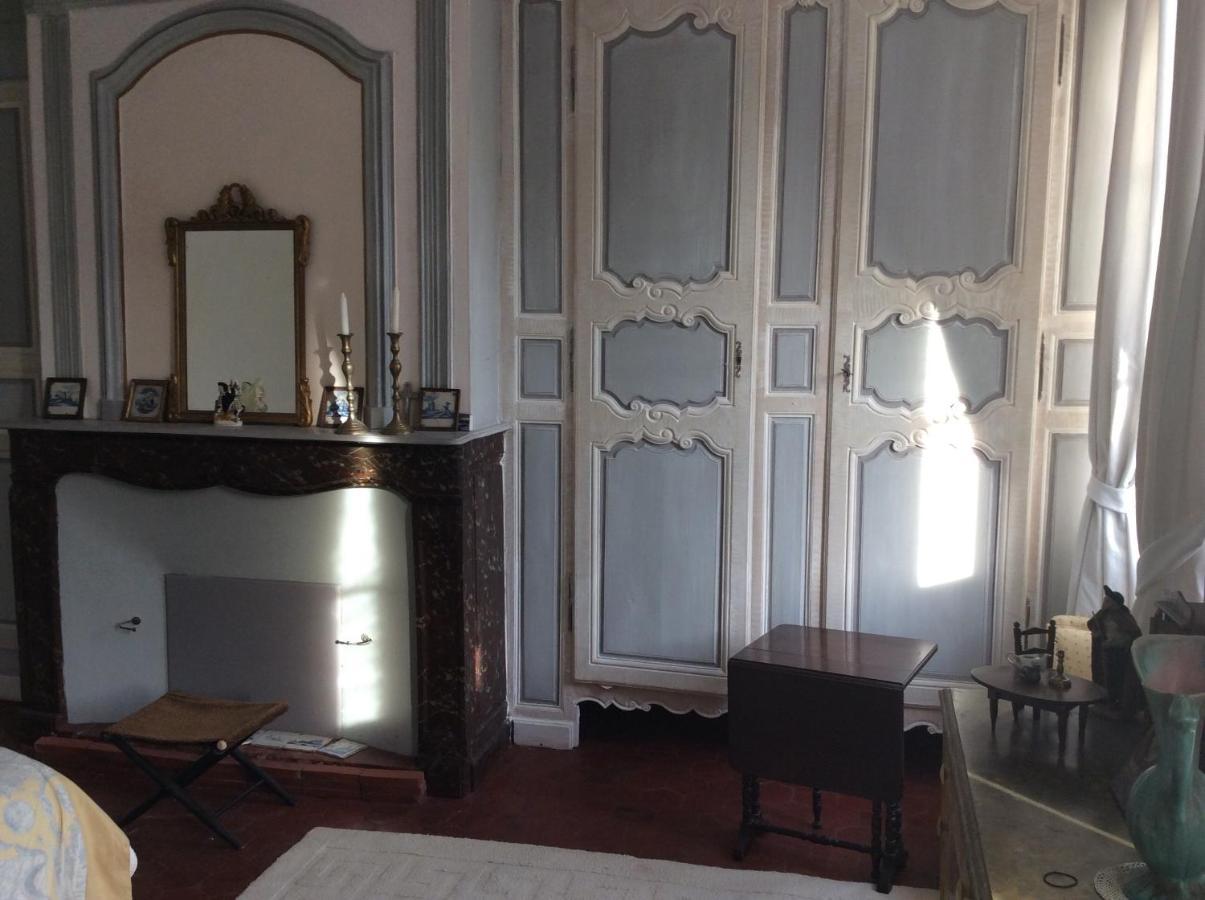 La Chambre De La Tour Orbais Экстерьер фото