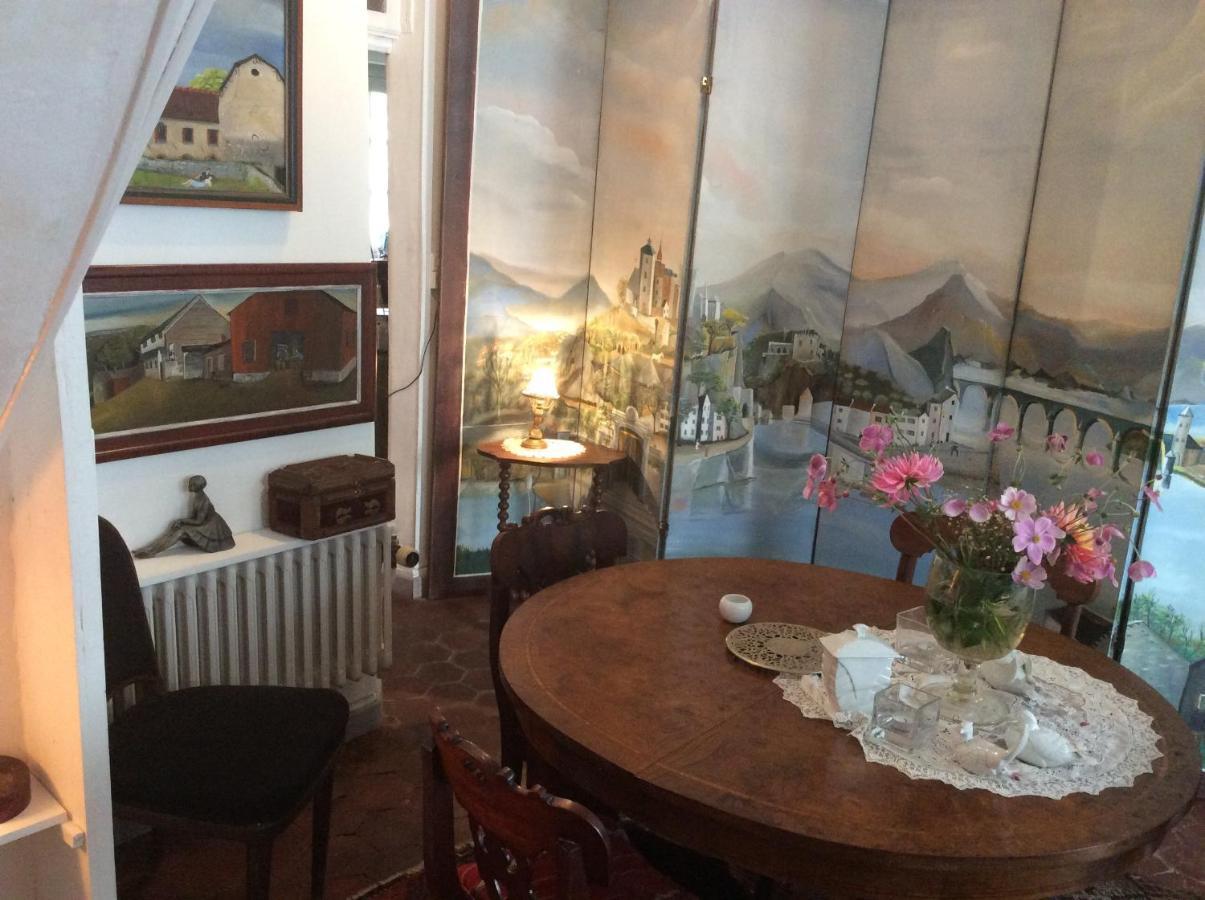La Chambre De La Tour Orbais Экстерьер фото
